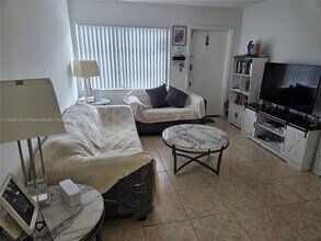 3970 NW 31st Terrace in Lauderdale Lakes, FL - Building Photo - Building Photo