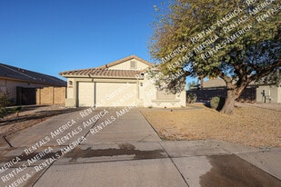 658 S 110th Pl in Mesa, AZ - Building Photo