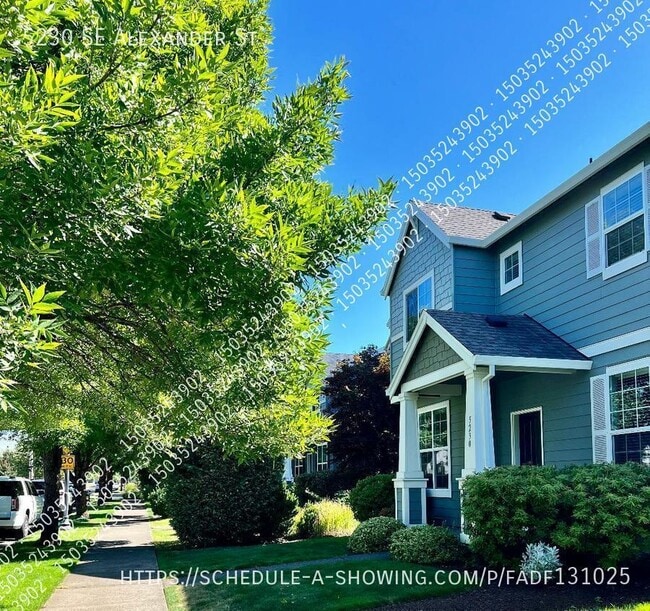 property at 5230 SE Alexander St