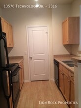 13570 Technology Dr. in Eden Prairie, MN - Building Photo - Building Photo