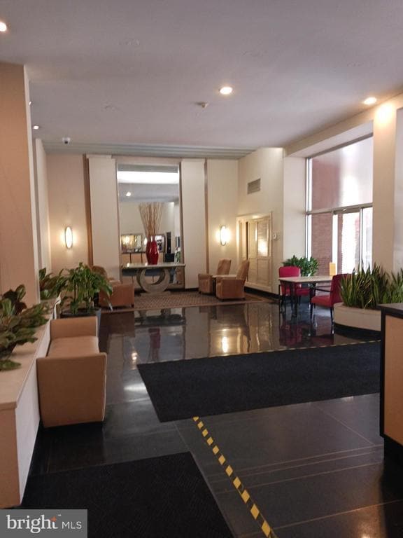 2500 Q St NW in Washington, DC - Building Photo - Building Photo