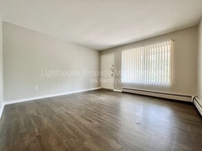 1350 Kendall St SE in Grand Rapids, MI - Building Photo - Building Photo