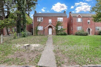 987 Lilley Ave in Columbus, OH - Building Photo - Building Photo