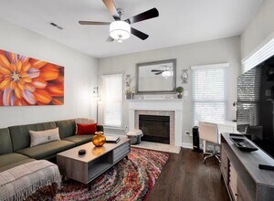 10023 Patrick Springs Ct in Matthews, NC - Building Photo - Building Photo