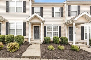 8034 Logan Dr in La Vergne, TN - Building Photo