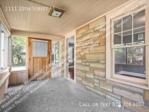 1111 20th St in Rockford, IL - Building Photo - Building Photo