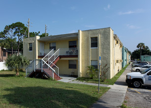 Henley Park Apartments in Orlando, FL - Building Photo - Building Photo