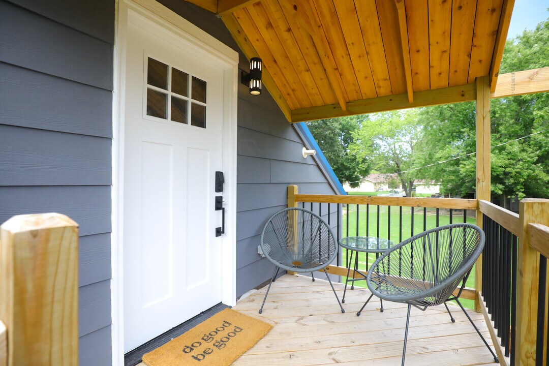 1841 S 11th Pl in Rogers, AR - Building Photo