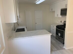4545 Fulton Ave, Unit 4545  1 in Sherman Oaks, CA - Building Photo - Building Photo