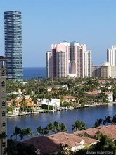 20185 E Country Club Dr-Unit -1504 in Miami, FL - Building Photo - Building Photo