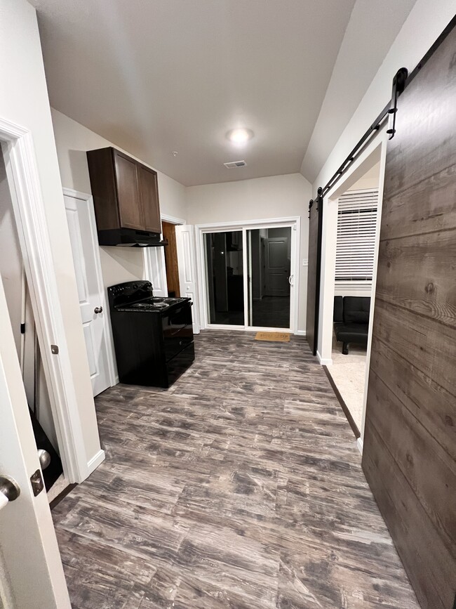 2067 Hinshaw Dr, Unit Basement in Odenton, MD - Building Photo - Building Photo