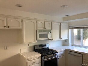 13418 Via Don Benito in Tustin, CA - Building Photo - Building Photo