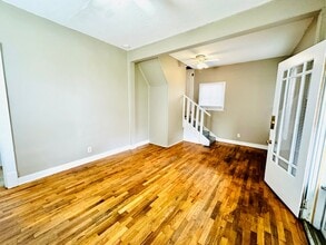 120 W Garrett St in Louisville, KY - Building Photo - Building Photo