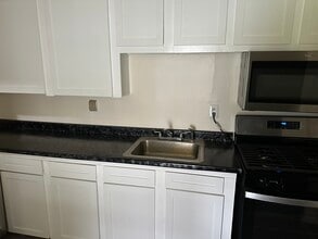 7 Stone St in Lancaster, NH - Building Photo - Building Photo
