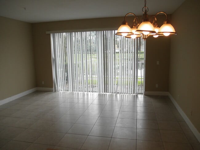 822 Pipers Cay Dr in West Palm Beach, FL - Building Photo - Building Photo