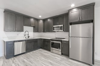 451 N Coronado St in Los Angeles, CA - Building Photo - Building Photo