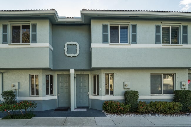 property at 3635 Sonoma Dr