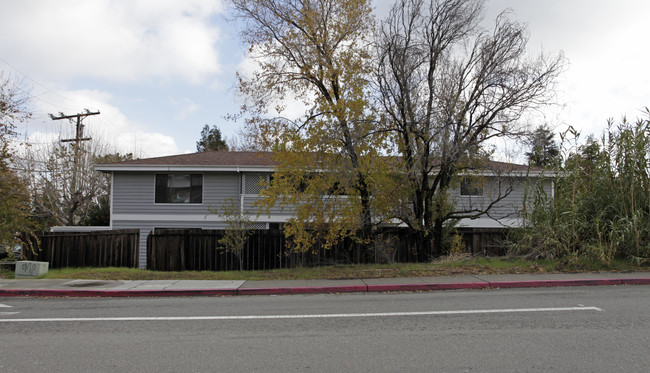 Trinity Residences in Walnut Creek, CA - Building Photo - Building Photo