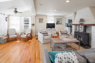 203 Northern Ave in Newbury, MA - Building Photo - Building Photo