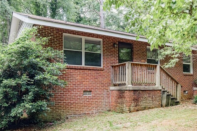 152 Gaines Ct in Athens, GA - Building Photo - Building Photo