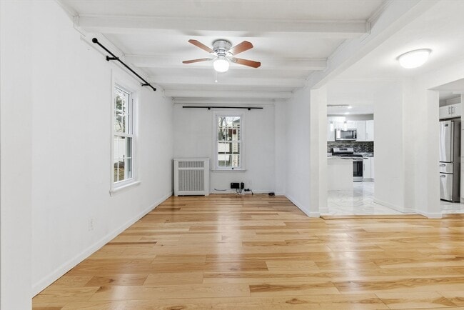 16 Floyd St in Woburn, MA - Building Photo - Building Photo