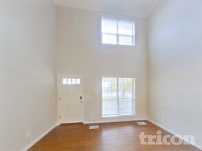 2863 Iroquois Dr in Thompson's Station, TN - Building Photo - Building Photo