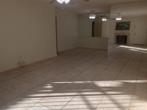 8787 Brae Acres Rd in Houston, TX - Building Photo - Building Photo