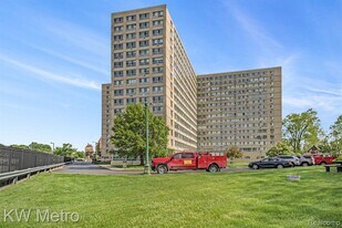 8900 E Jefferson Ave