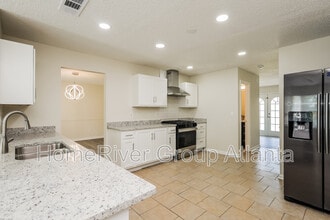 820 Tara Bend in Hampton, GA - Building Photo - Building Photo