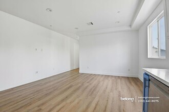 3918 Brighton Ave in Los Angeles, CA - Building Photo - Building Photo