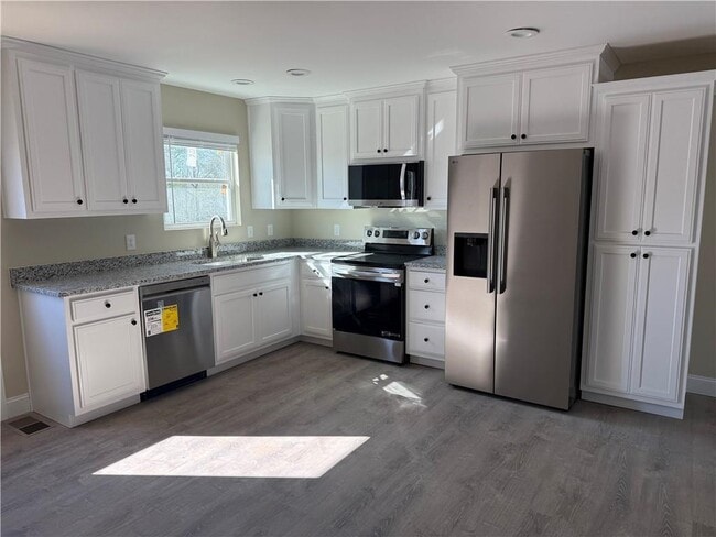 425 Grand Oaks Ln in Dahlonega, GA - Building Photo - Building Photo