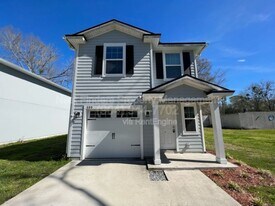 689 Melba St in Jacksonville, FL - Building Photo