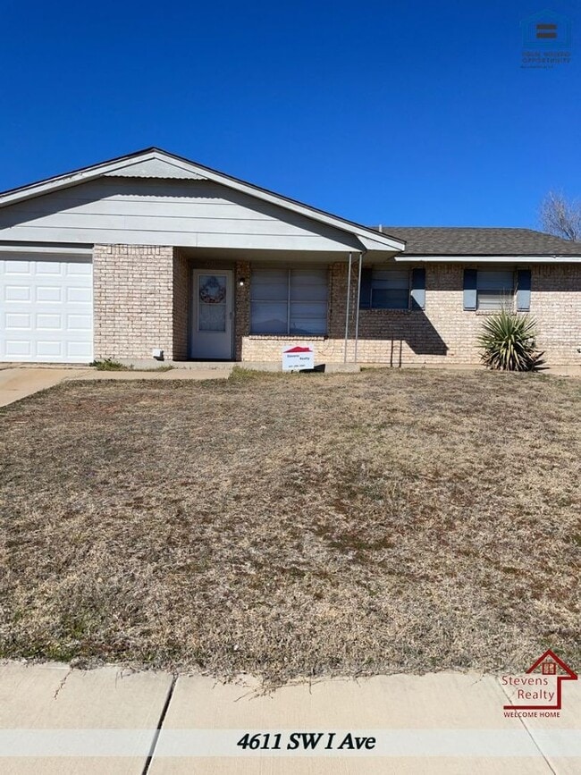 4611 SW I Ave in Lawton, OK - Building Photo - Building Photo