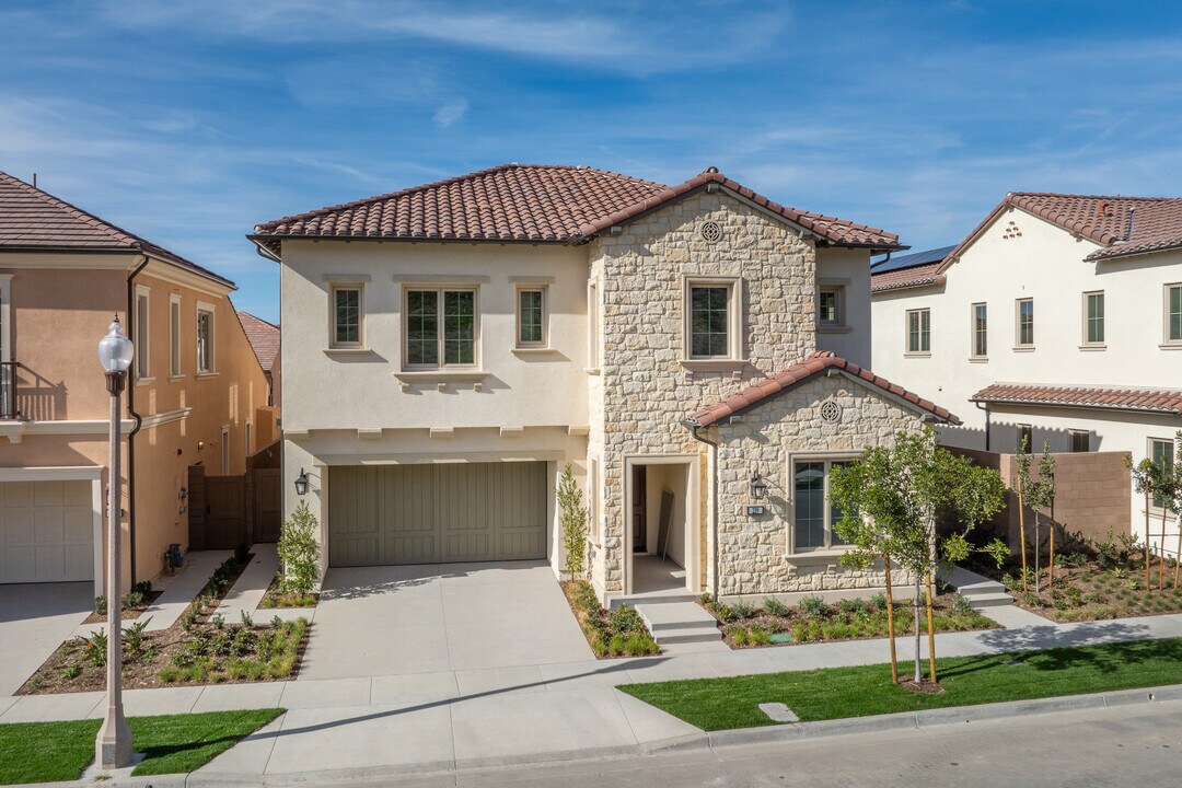 Palermo at Orchard Hills in Irvine, CA - Building Photo