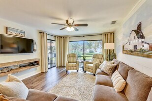 11222 Hutchison Blvd in Panama City Beach, FL - Building Photo