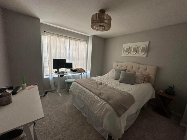 6002 Andrew John Dr in New Albany, OH - Building Photo - Building Photo