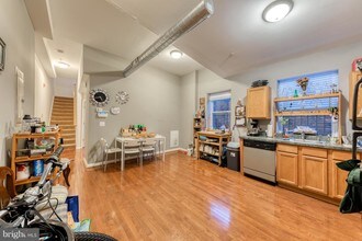 222 W Monument St in Baltimore, MD - Building Photo - Building Photo