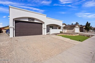 3268 Perla Point Dr in El Paso, TX - Foto de edificio - Building Photo