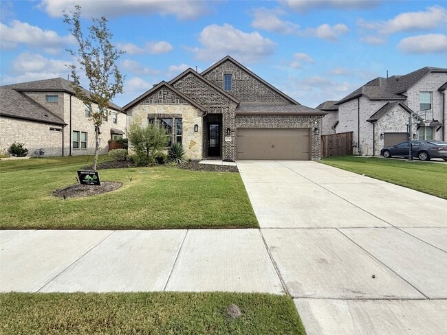 property at 3119 Grandview Dr