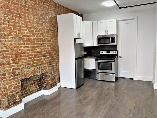 property at 36 W 119th St