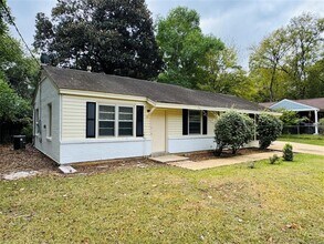 4228 Hickory Dr in Montgomery, AL - Foto de edificio - Building Photo
