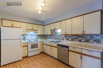 2550 Candlecrest Cir in Manhattan, KS - Building Photo - Building Photo