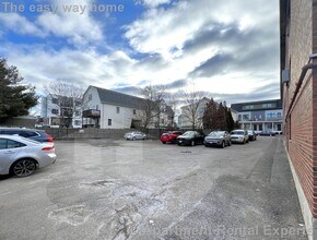 14 Murdock St, Unit #2-2 in Somerville, MA - Foto de edificio - Building Photo