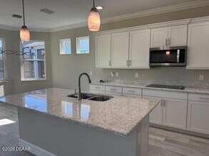 600 Beach Bum Blvd in Daytona Beach, FL - Foto de edificio - Building Photo