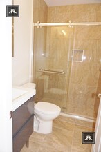 1030 Commonwealth Ave in Boston, MA - Building Photo - Building Photo