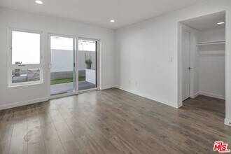 6611 Leland Way in Los Angeles, CA - Building Photo - Building Photo