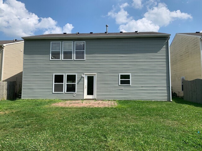 13334 Loyalty Dr in Fishers, IN - Building Photo - Building Photo