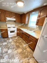 708 High St in Lee's Summit, MO - Building Photo - Building Photo