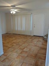 3614 Seacrest Way in Oceanside, CA - Foto de edificio - Building Photo