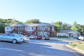 Union Place Apartments in Union, MO - Building Photo - Building Photo